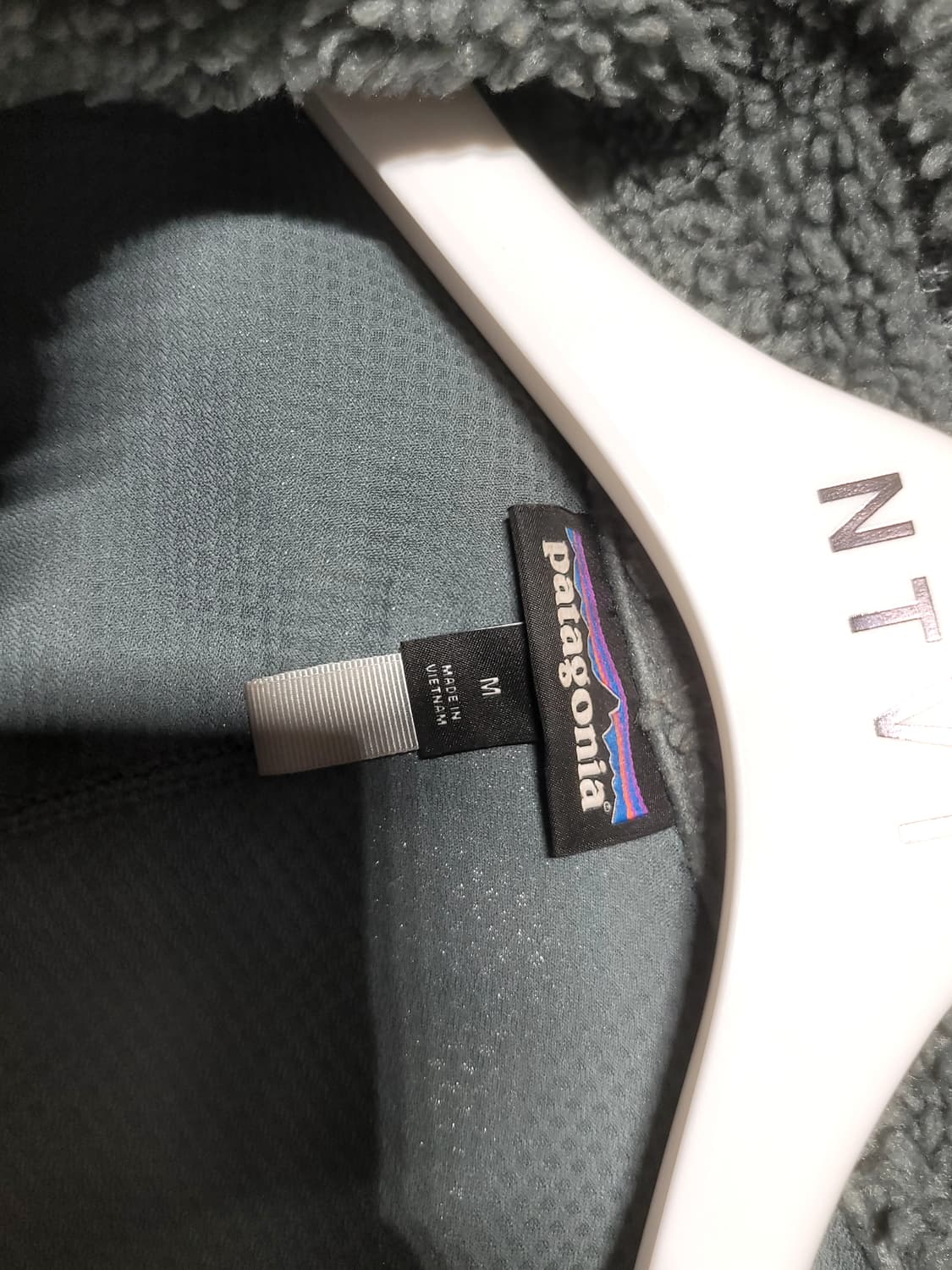 
파타고니아 레트로x 누보그린 M (국내 100사이즈) 
 상품이미지1