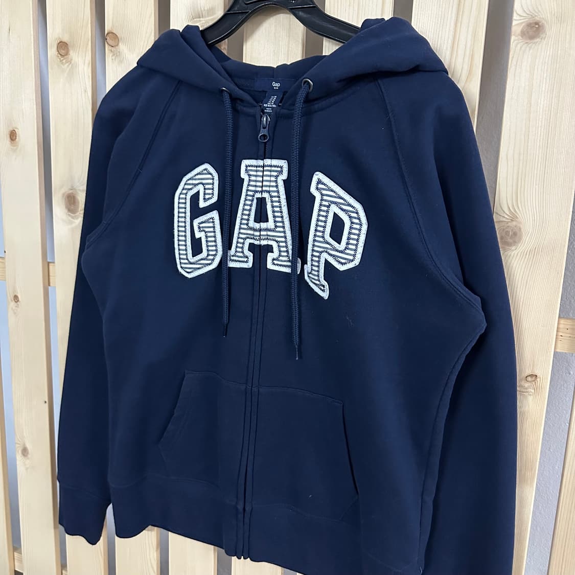 (M) GAP 갭 네이비 스트라이프 패치 후드집업 상품이미지3