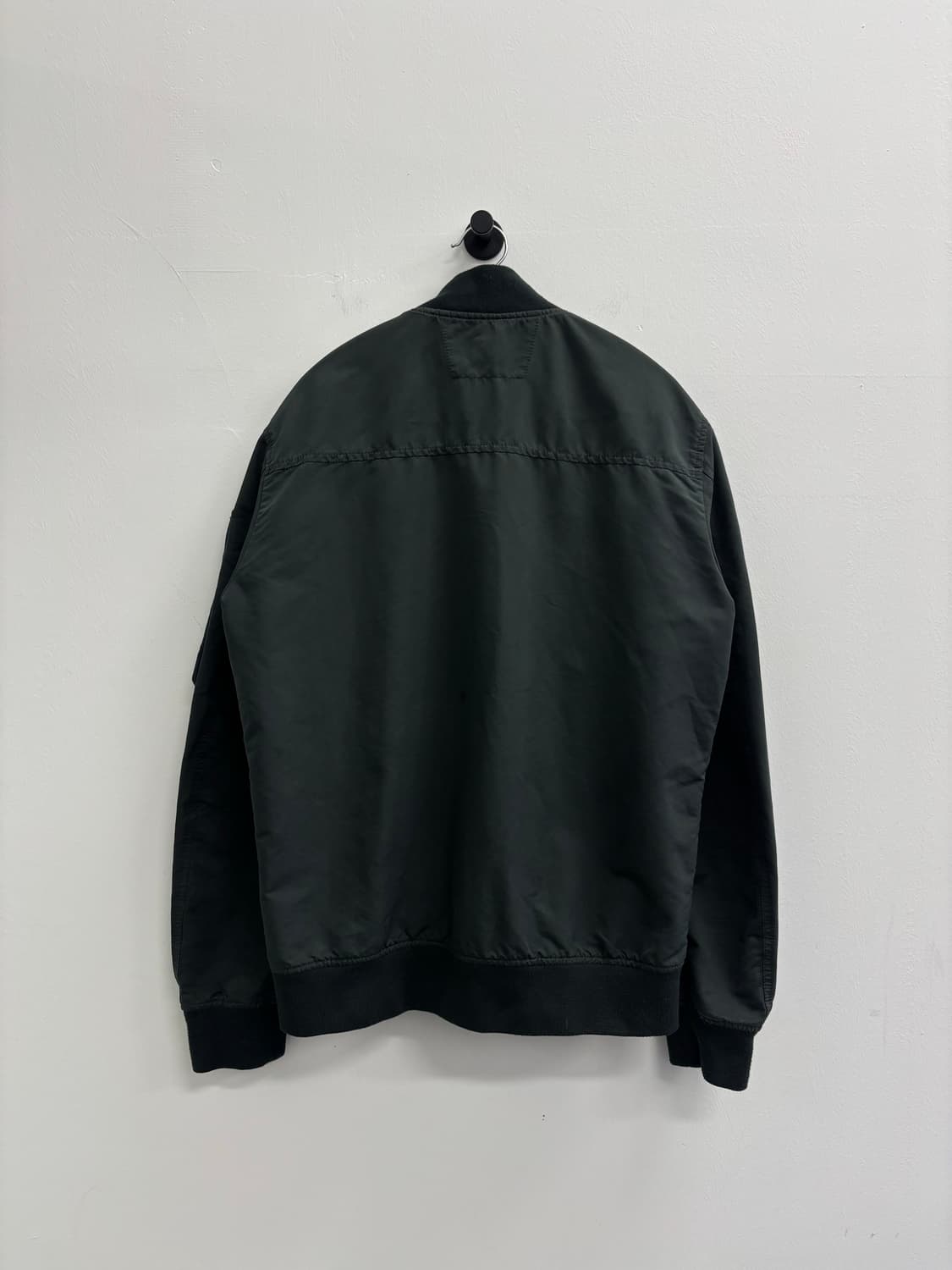 CP 컴퍼니 C.P. Company 렌즈 와펜 봄버 자켓 상품이미지2