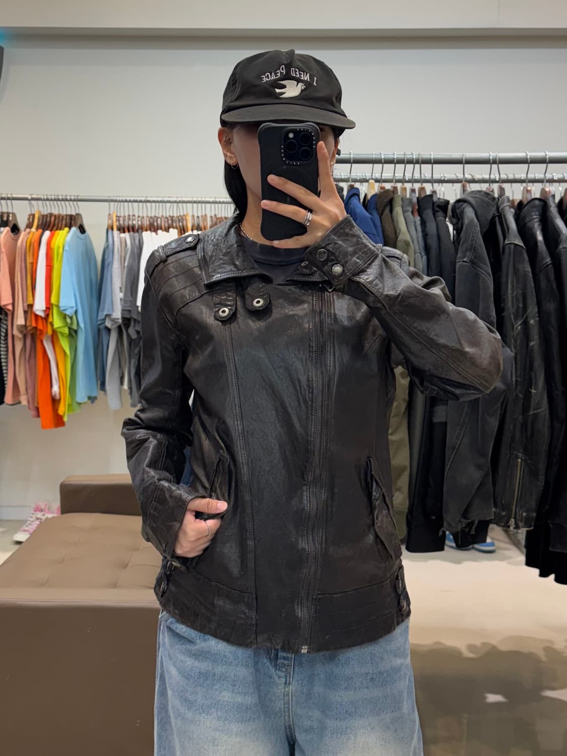 게스 하이넥 램스킨 라이더 자켓 상품이미지7