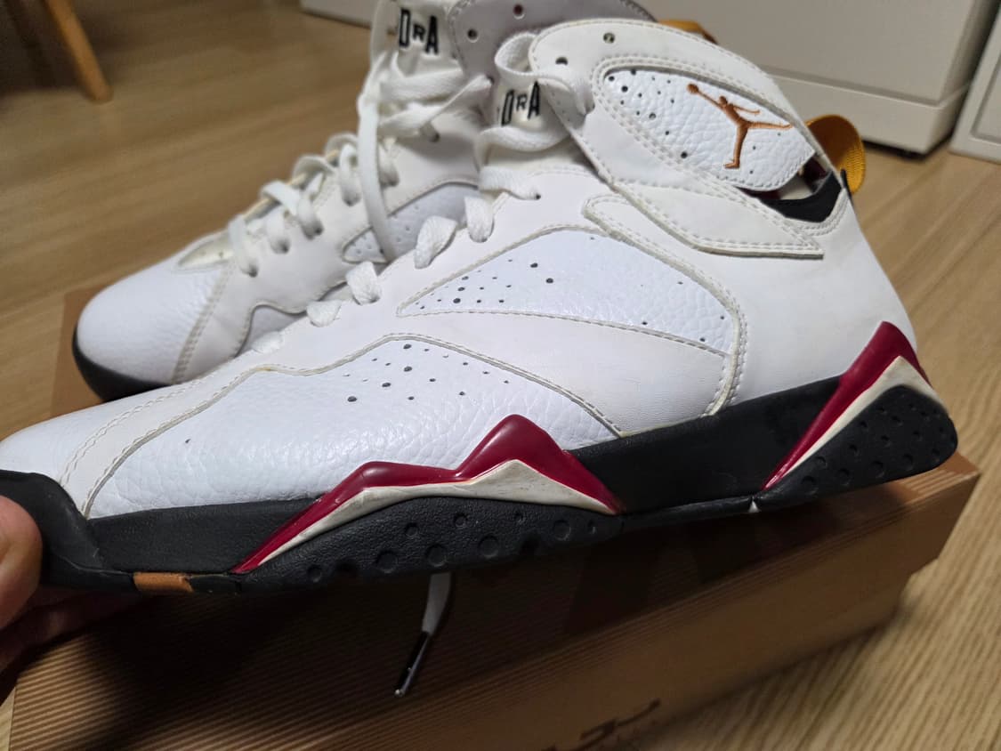 나이키 에어 조던 7 레트로 카디널 상품이미지9