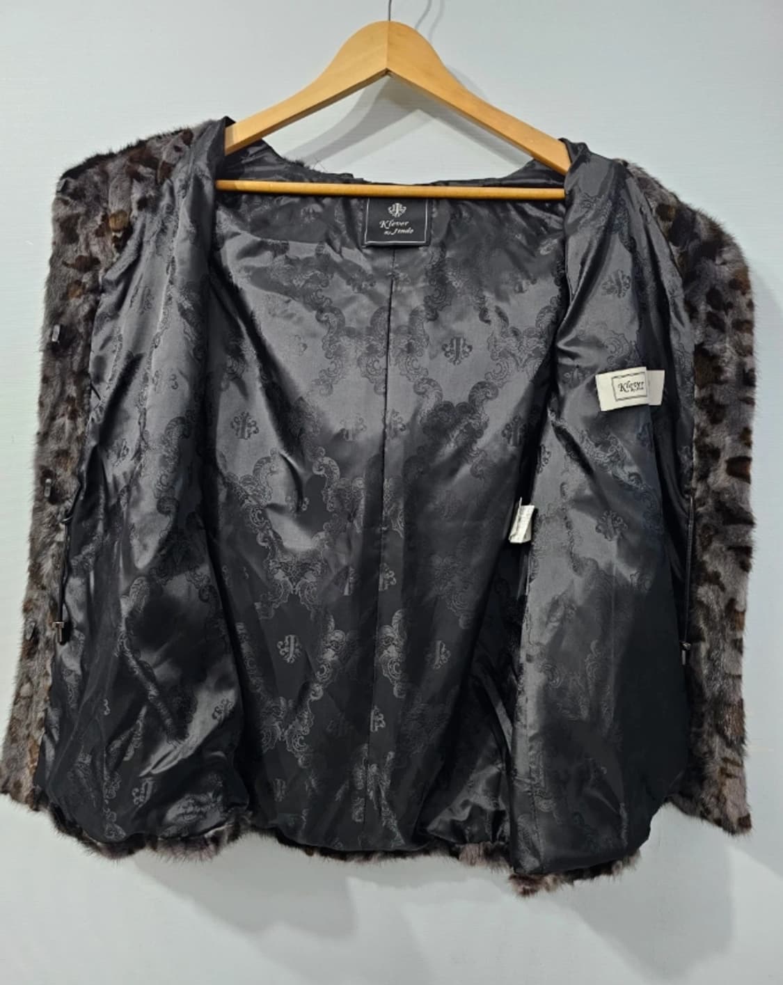 진도 끌레베 레오파드 후드 밍크 코트 ~66 상품이미지6