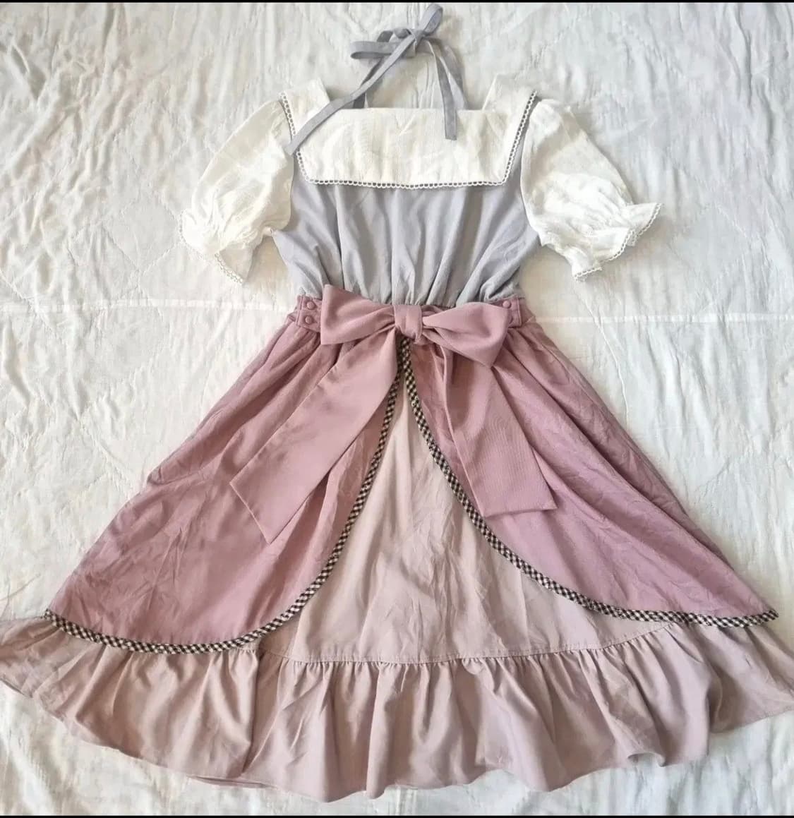 Amavel 아마벨 튤립 자수 레이스업 원피스 상품이미지5