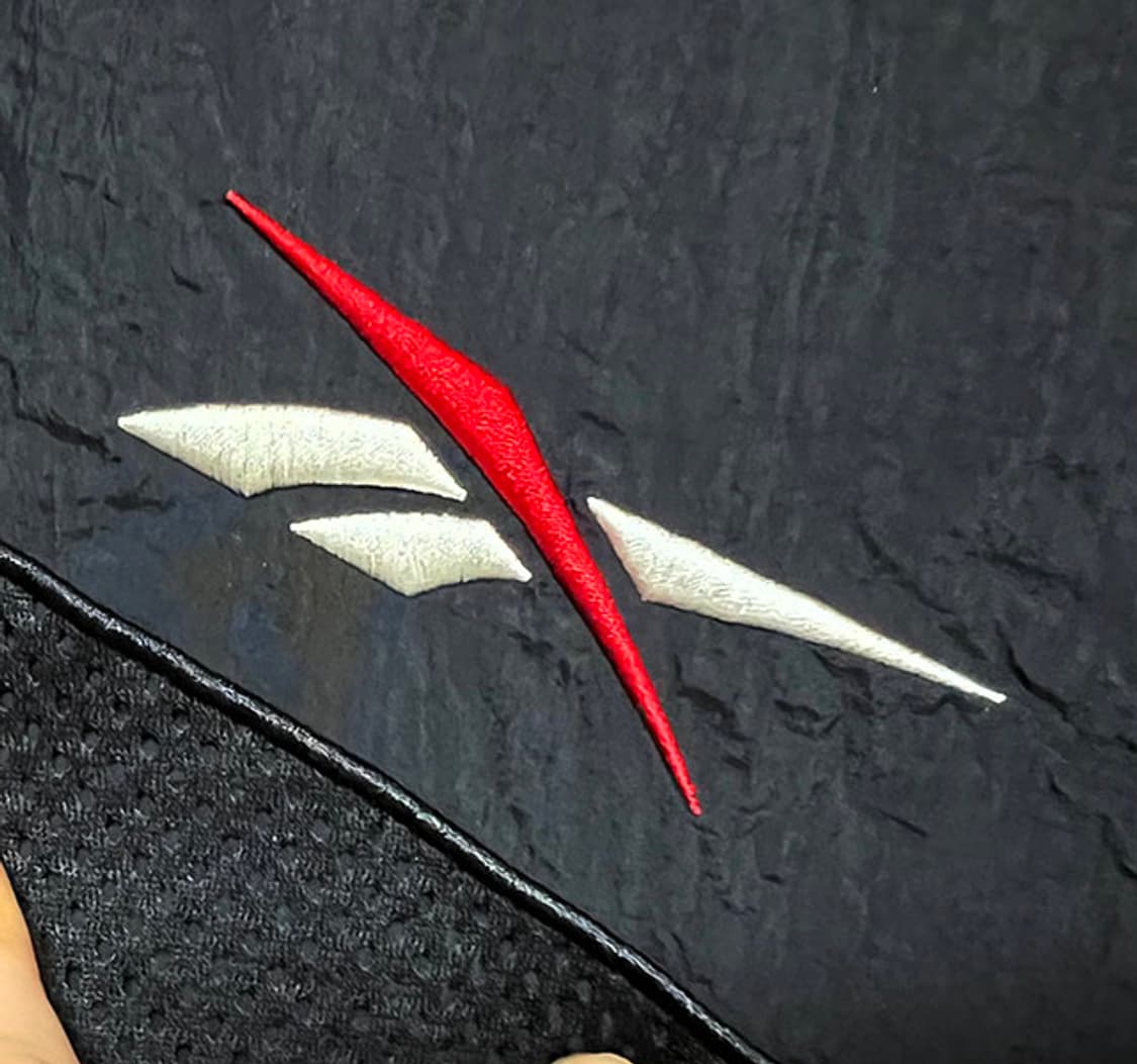 Reebok 리복 남자 우븐자켓 바람막이 블랙 백로고 춘추 XL 105 상품이미지3