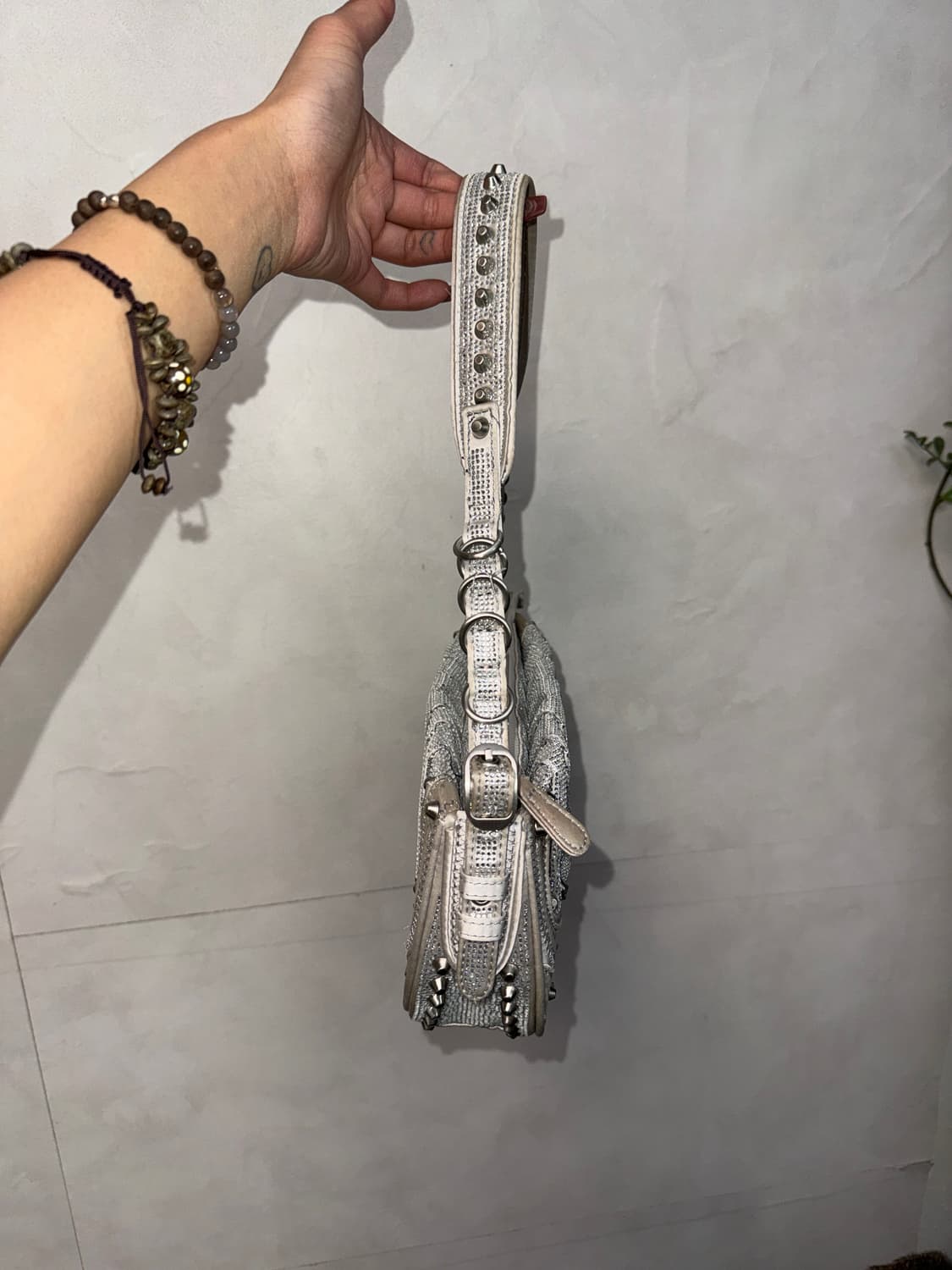 Silver satin cubic stud biker 숄더백 상품이미지3