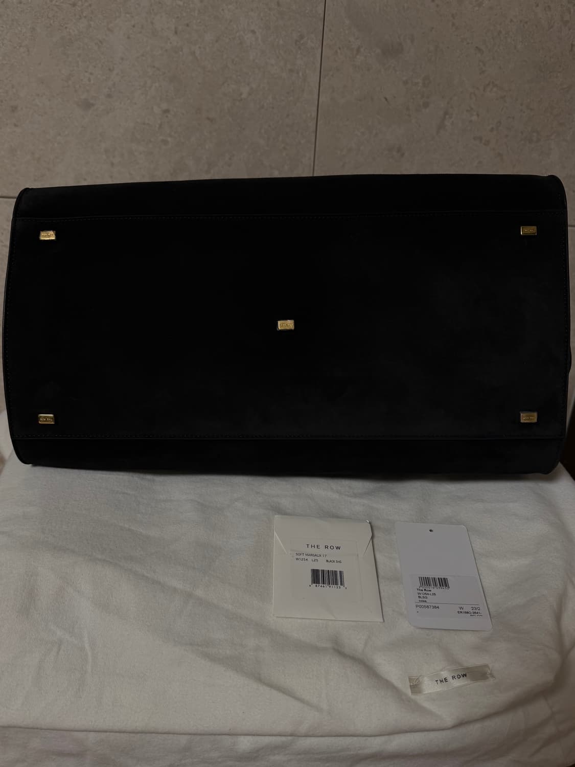 더로우 마고백 17 블랙 스웨이드 상품이미지4