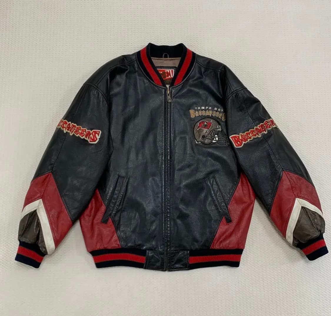 NFL Buccaneers Leather Jacket 상품이미지1