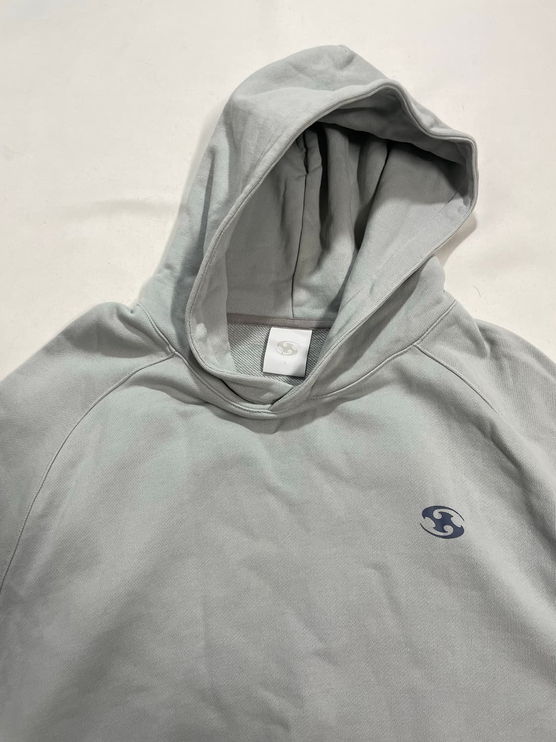 산산기어 23fw 레글런 후디 그레이 상품이미지6