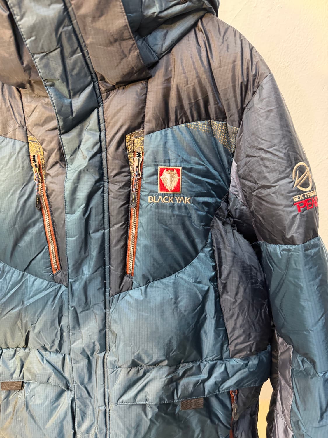 정품) 블랙야크 남성 구스패딩 100 상품이미지3