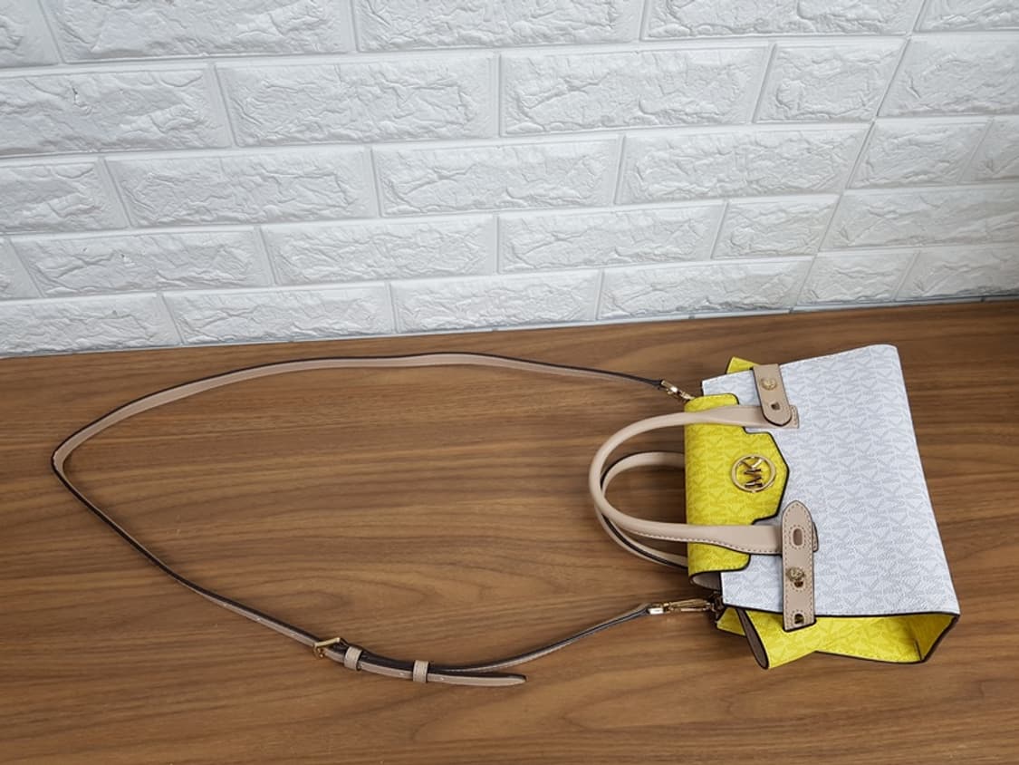 마이클코어스 토트백 &크로스백 (미사용.신형.스몰사이즈) 상품이미지5