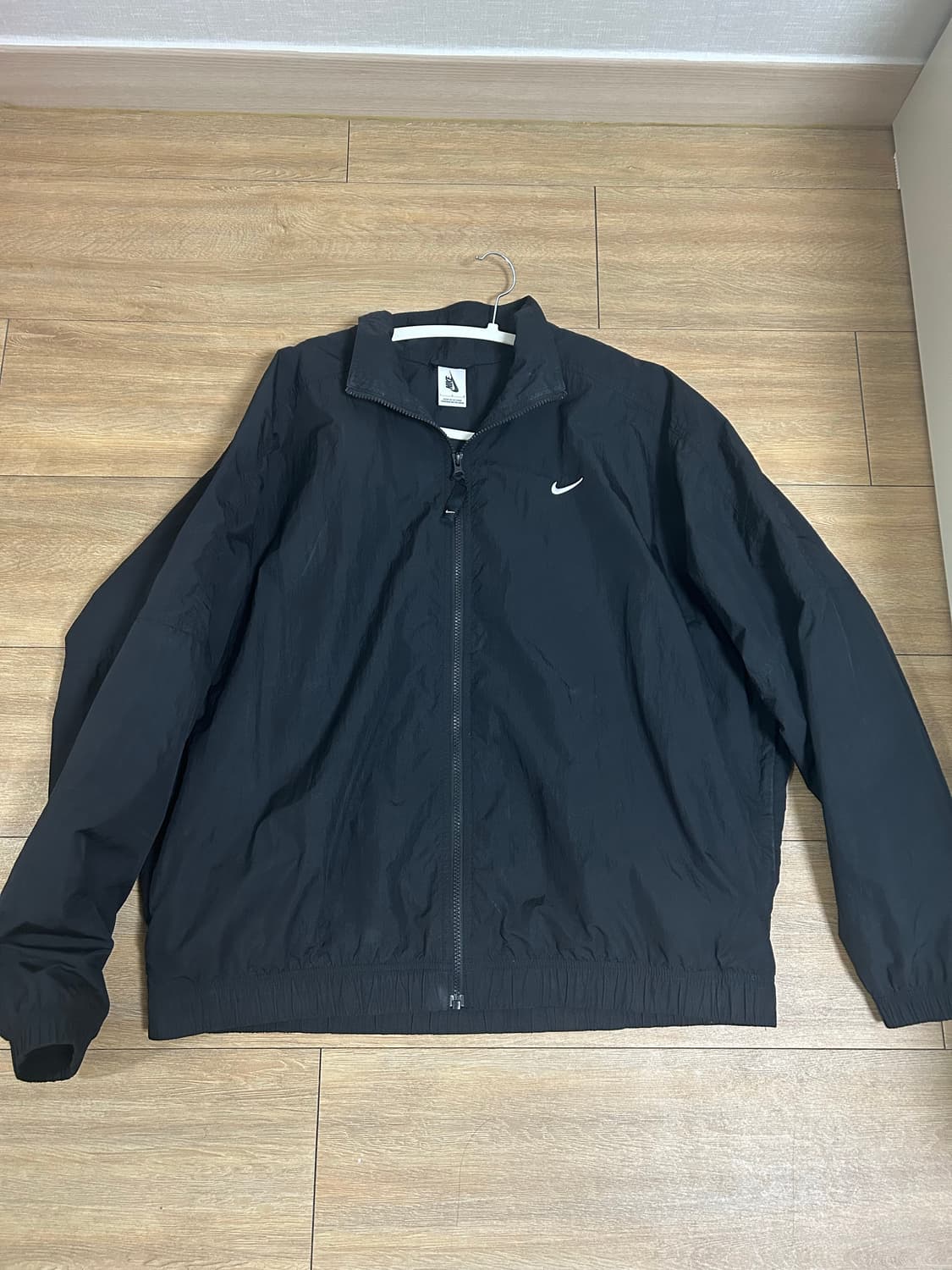 나이키 nrg 솔로 스우시 우븐 트랙자켓 L (초판) 상품이미지1