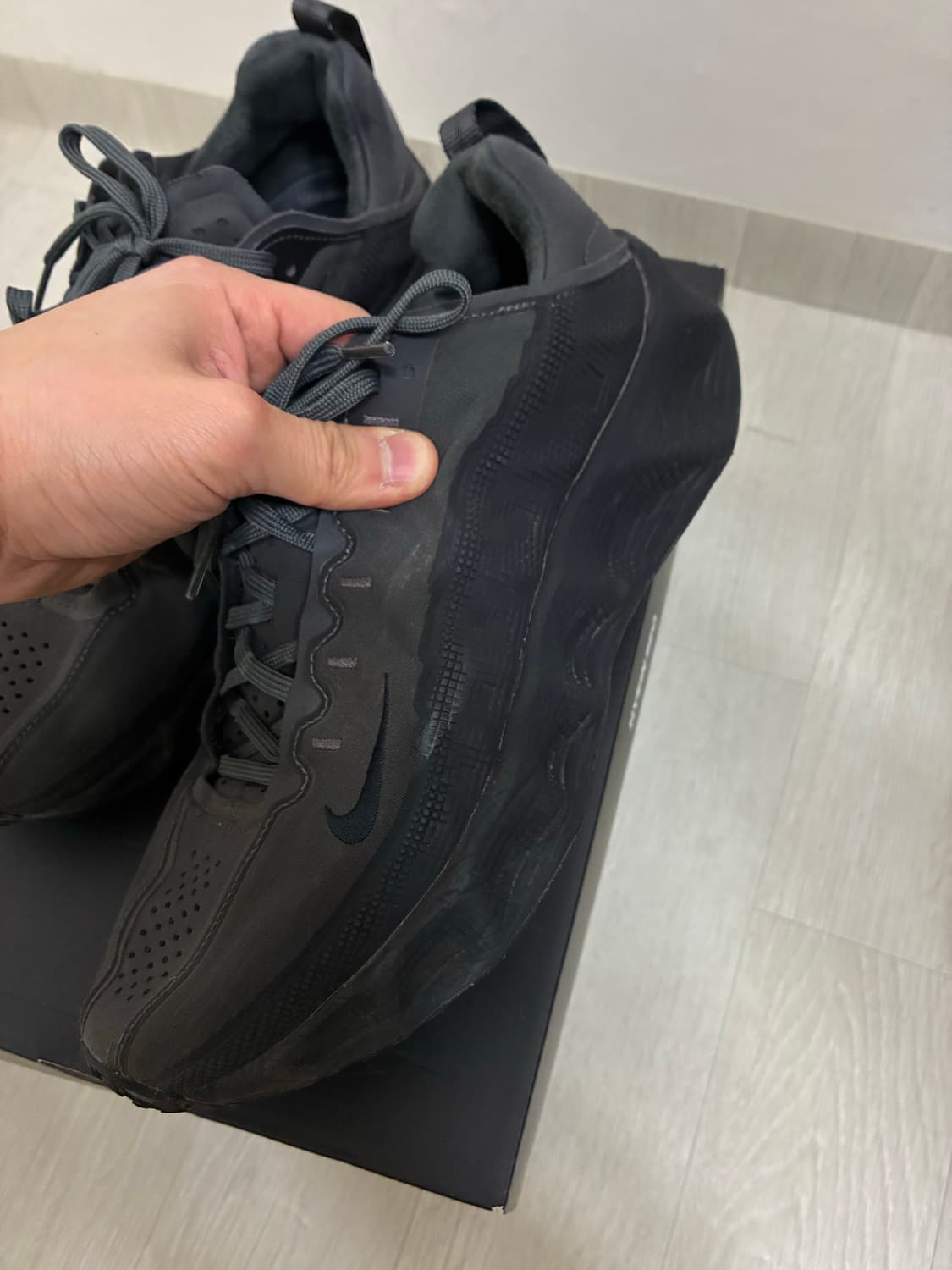 나이키X혜인서 아바 로버 상품이미지2