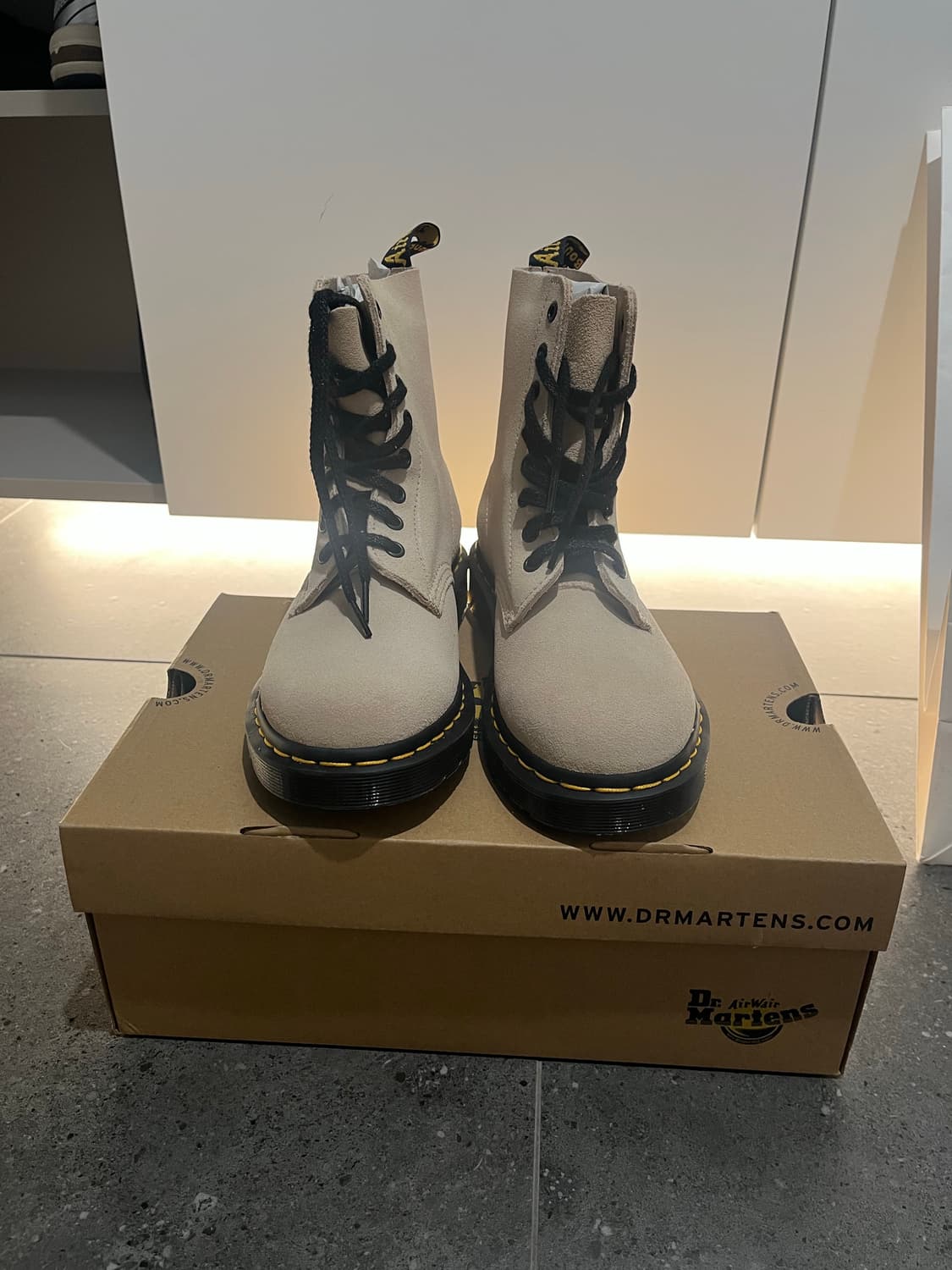 *새상품 닥터마틴 1460 파스칼 워커 빈티지 베이지 상품이미지2