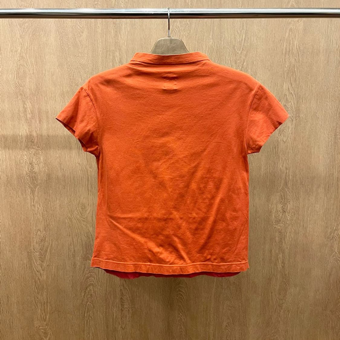 이세이미야케 반팔 티셔츠 세미 하이넥 레이스 트리밍 디테일 오렌지 상품이미지3