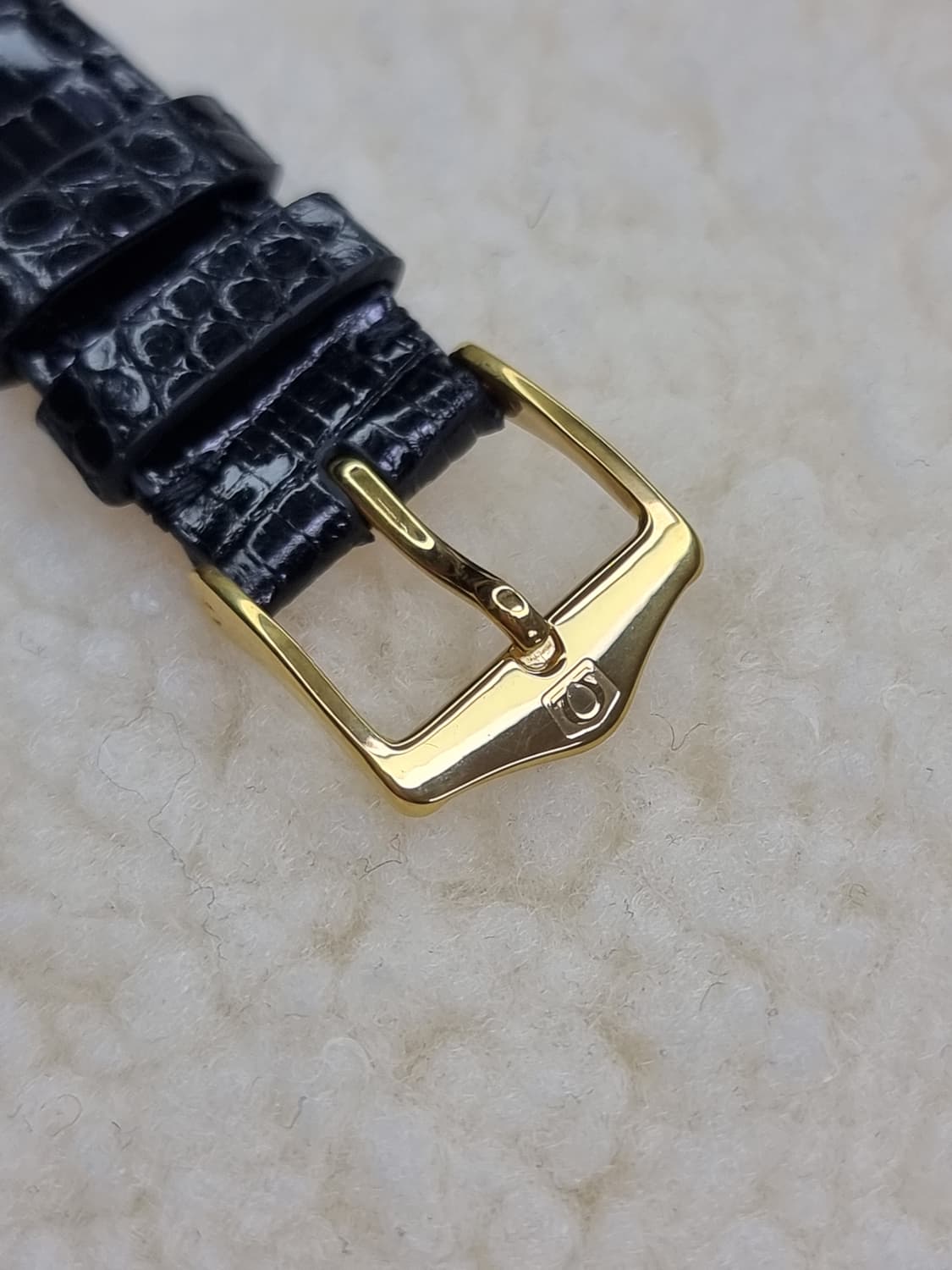 오메가 드빌 앨립스 화이트 다이얼 쿼츠 남여공용 시계 상품이미지6