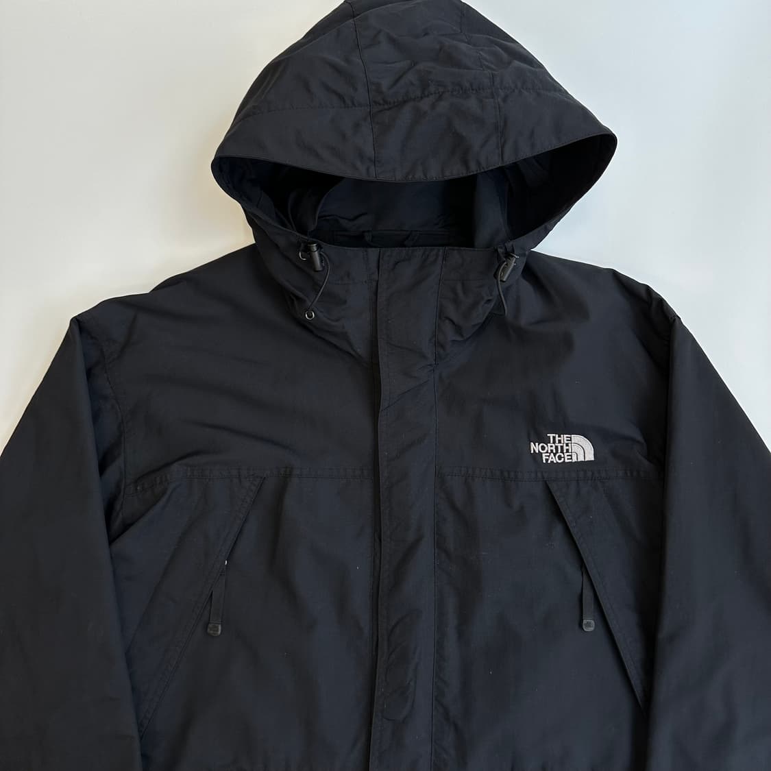 노스페이스 블랙 포켓 마운틴 윈드브레이커 상품이미지2