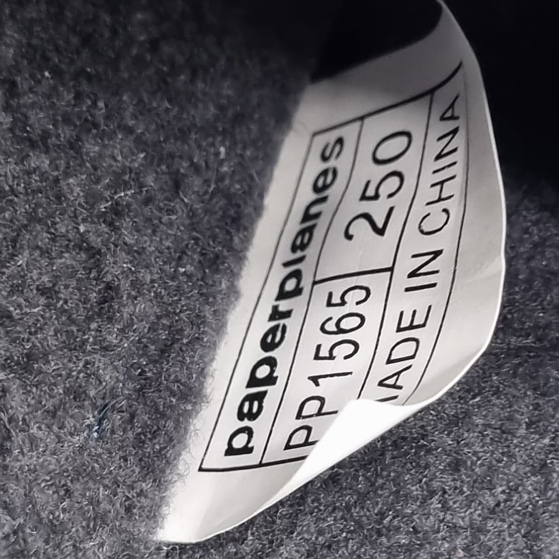 새상품 페이퍼플레인 패딩 슬립온250 상품이미지6