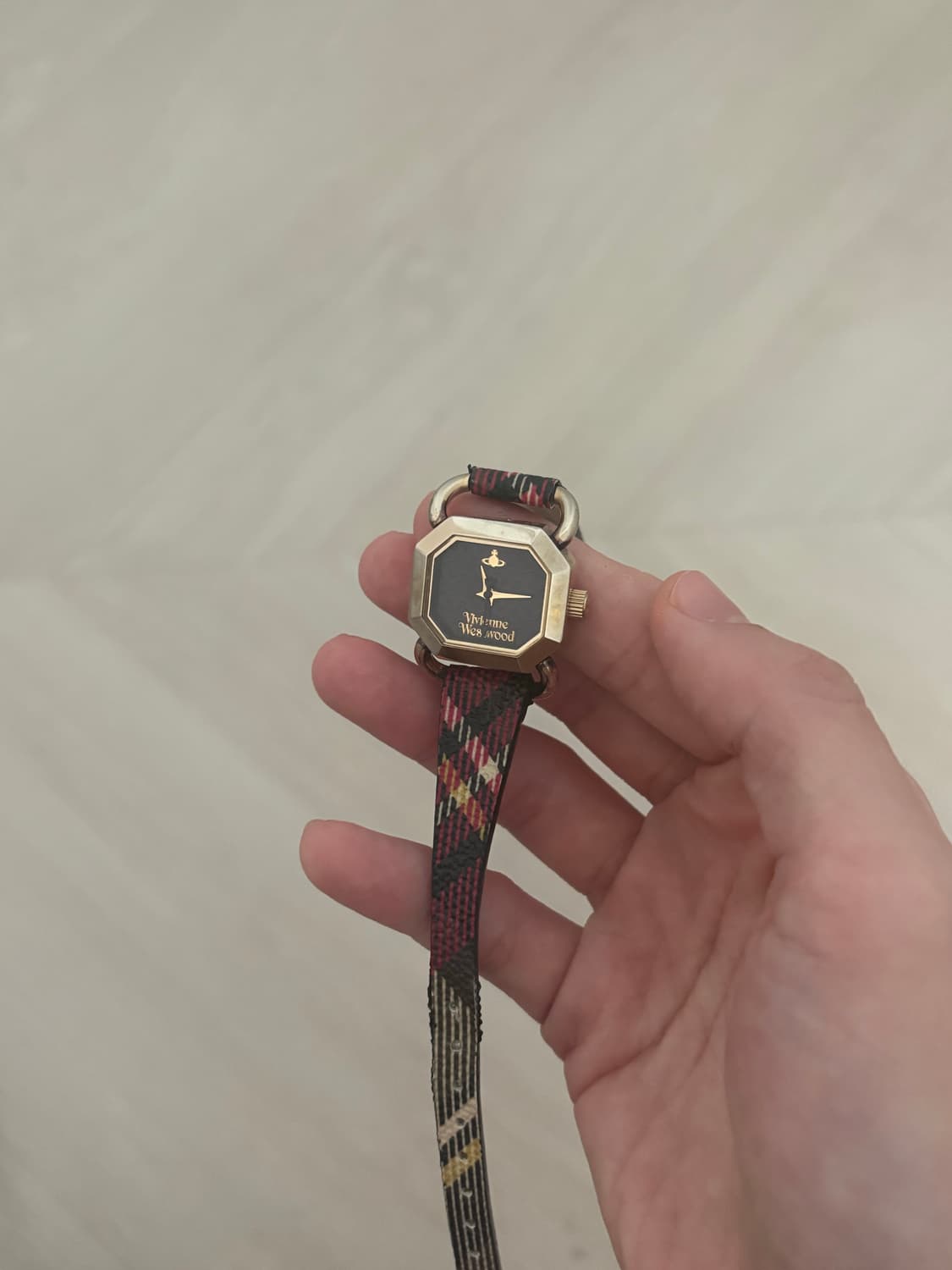 비비안웨스트우드 가죽 시계 상품이미지2