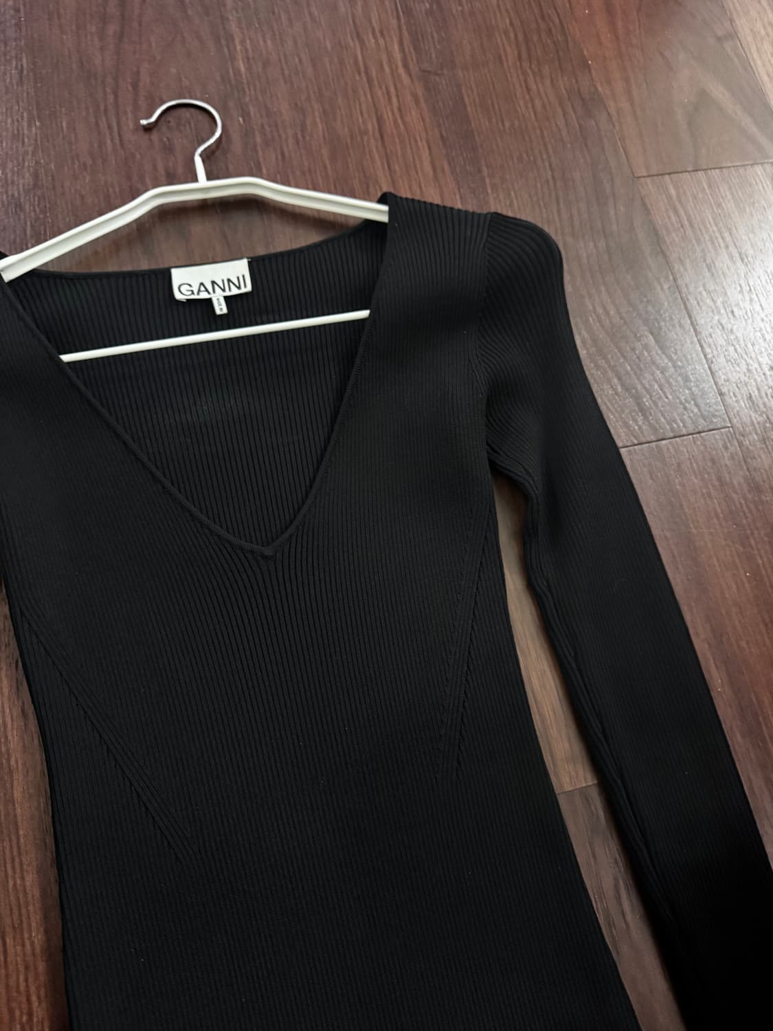 GANNI 가니 딥브이넥 맥시 롱 원피스 상품이미지2