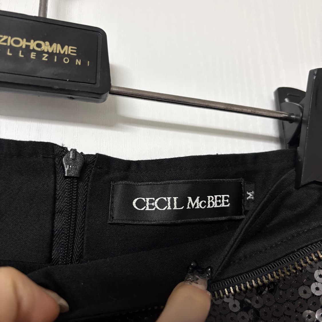 Cecil McBee 세실맥비 스팽글 지퍼디테일 스커트 팬츠 상품이미지5