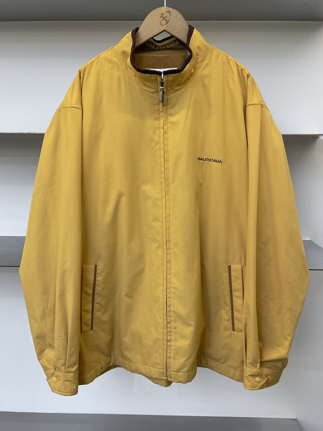 발렌시아가 90s 스펠 로고 집 자켓 상품이미지4