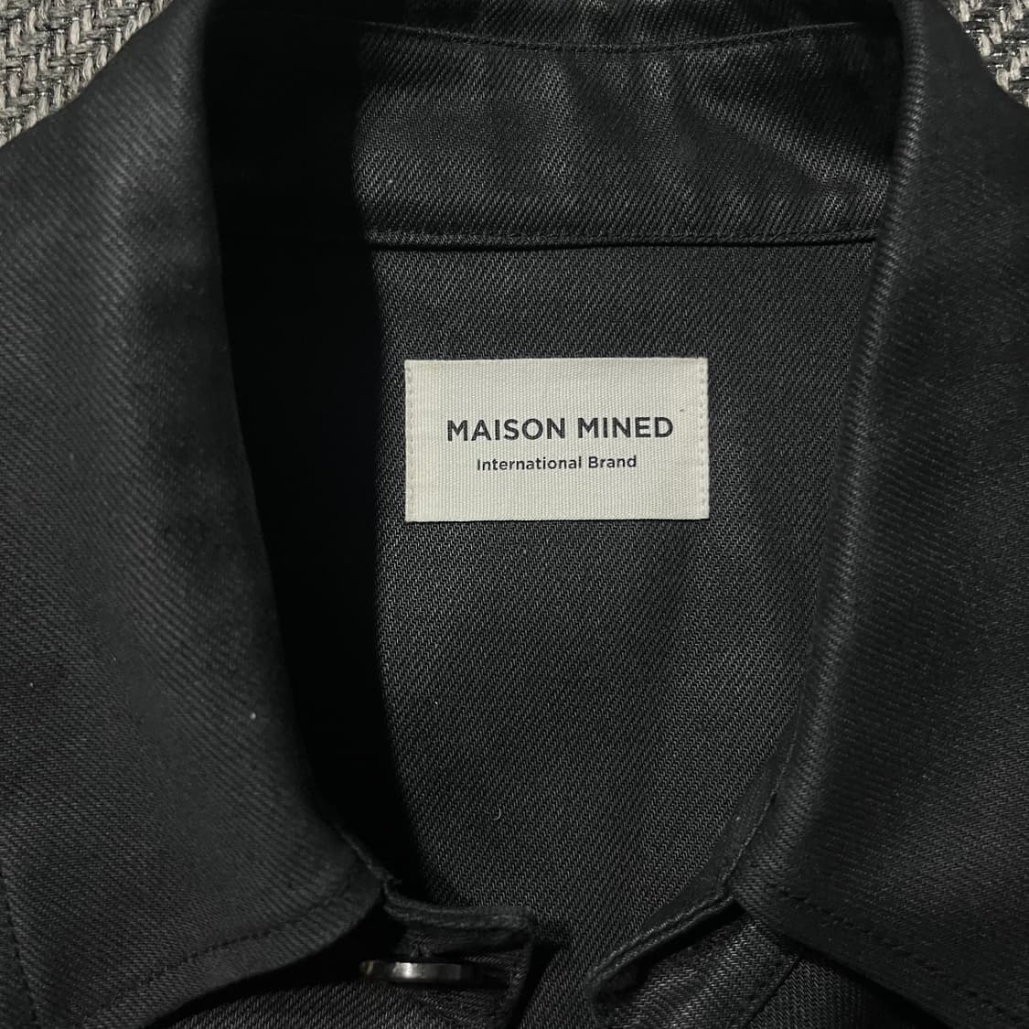 MAISON MINED 메종미네드 코팅 데님 트러커 상품이미지4