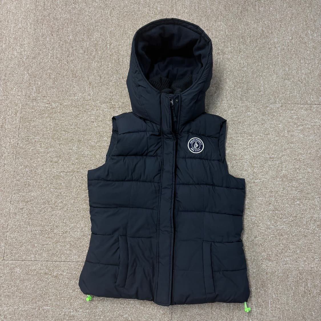 아베크롬비  패딩조끼 상품이미지2
