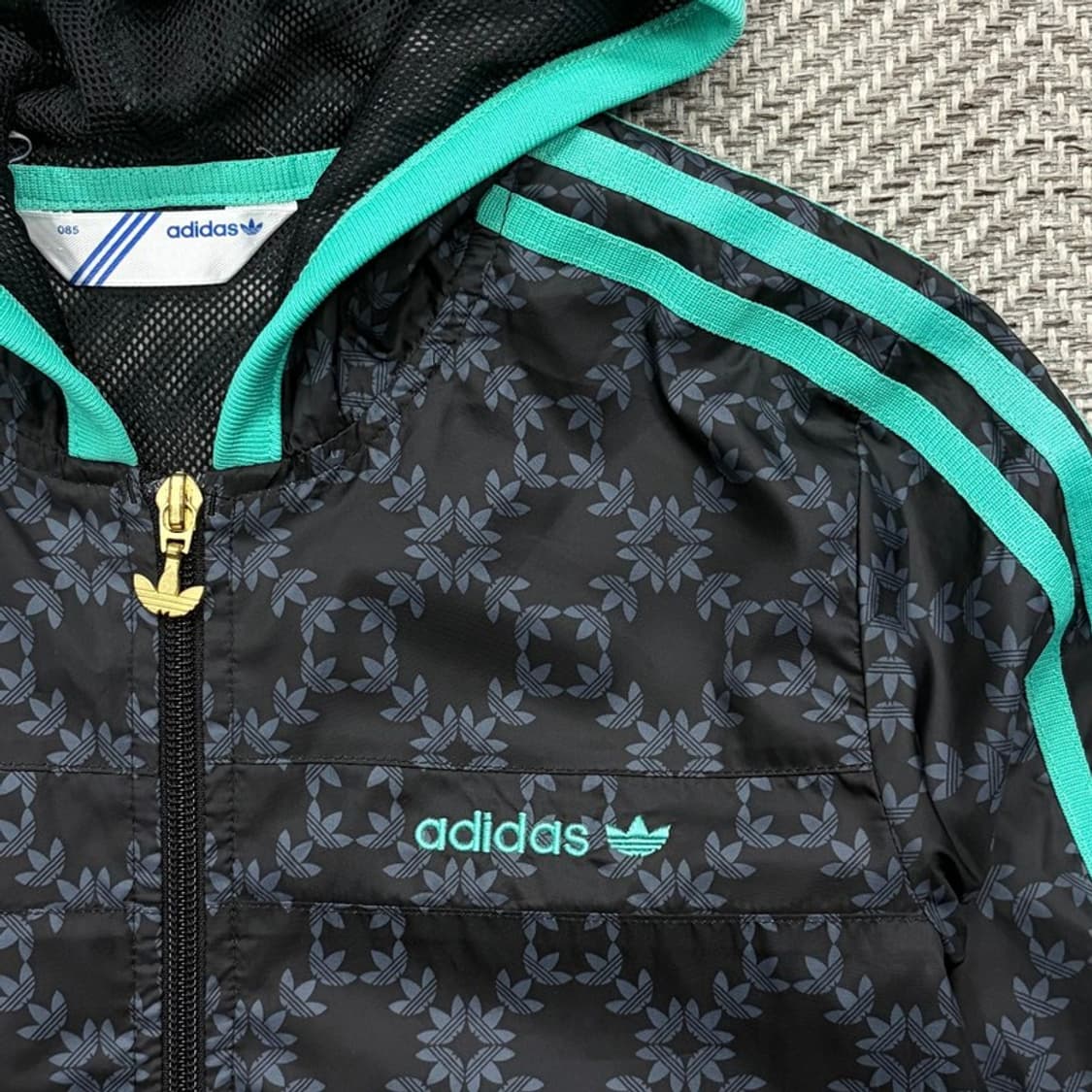 아디다스 멀티로고 윈드브레이커 v2471 상품이미지5