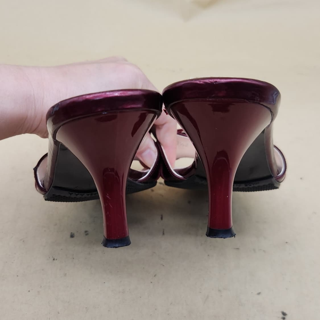 페라가모 글로리로쏘 여성힐슬리퍼37.5 245굽8 상품이미지4