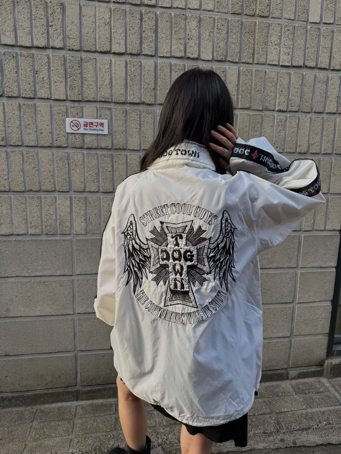 도그타운 올드스쿨 무드 오버핏 윈드브레이커 상품이미지10