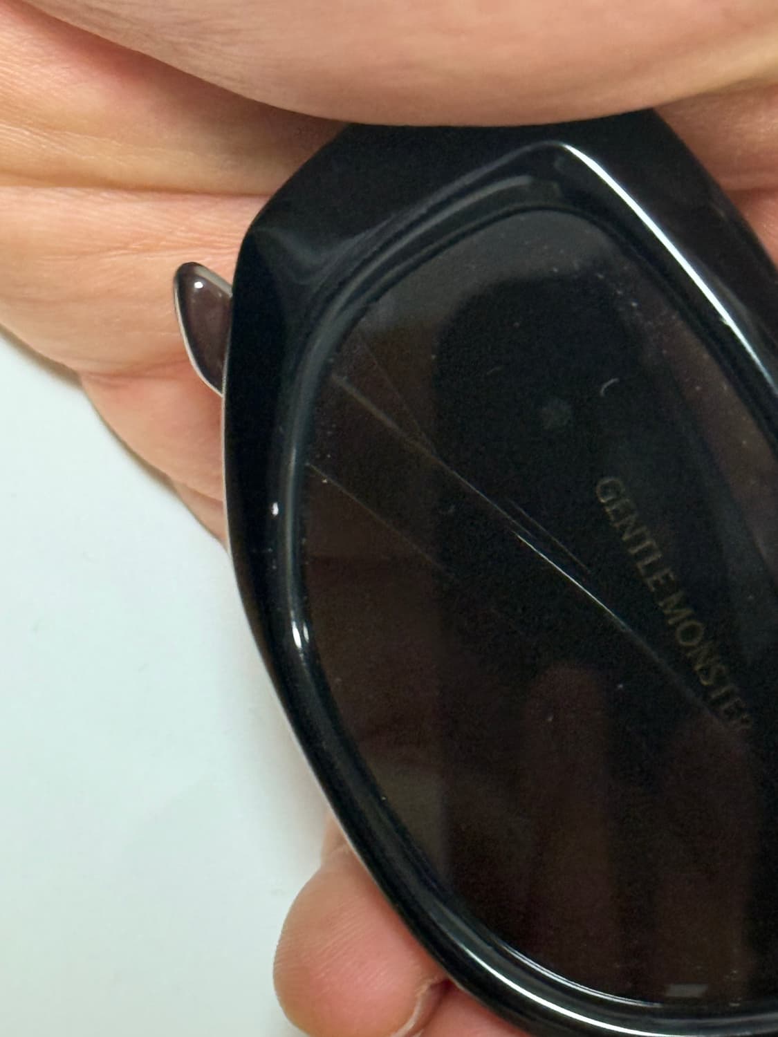 젠틀몬스터 로우 01 상품이미지6