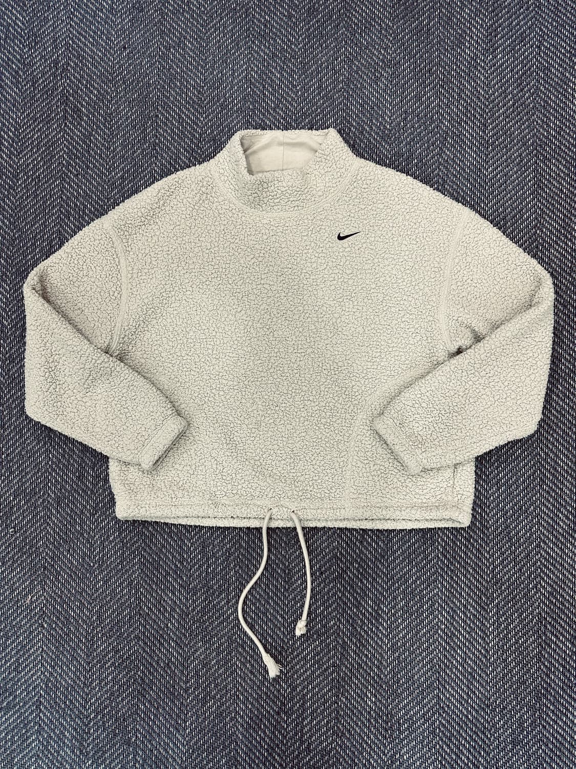 나이키 뽀글이 풀오버 베이지 상품이미지1