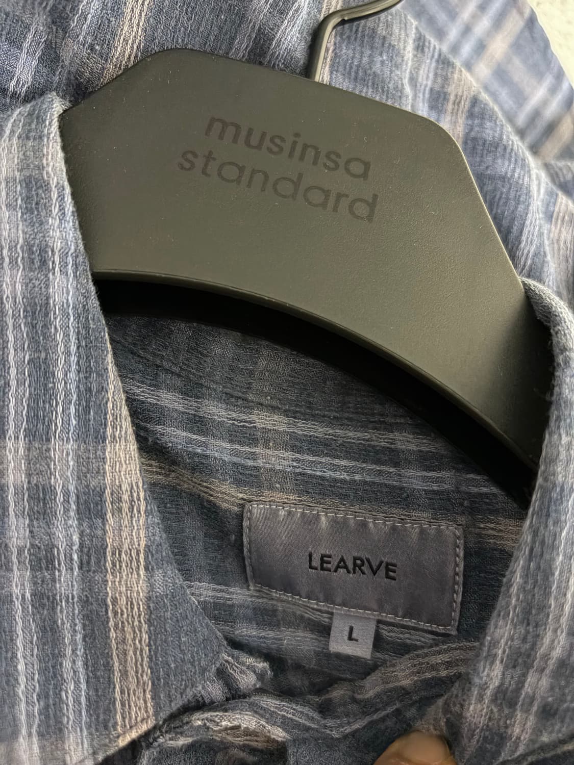 LEARVE 네이비 체크무늬 셔츠  상품이미지3