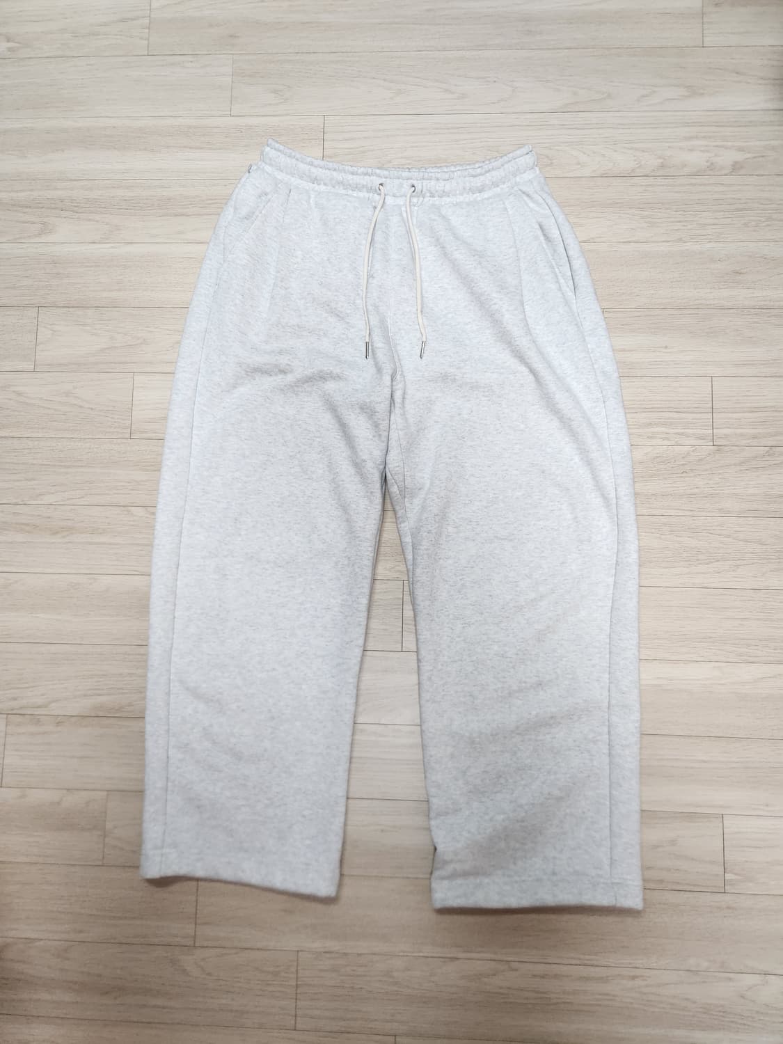 [247시리즈] 코벤 SUPIMA 라이트 그레이 기모 스웨트 팬츠 M 상품이미지3