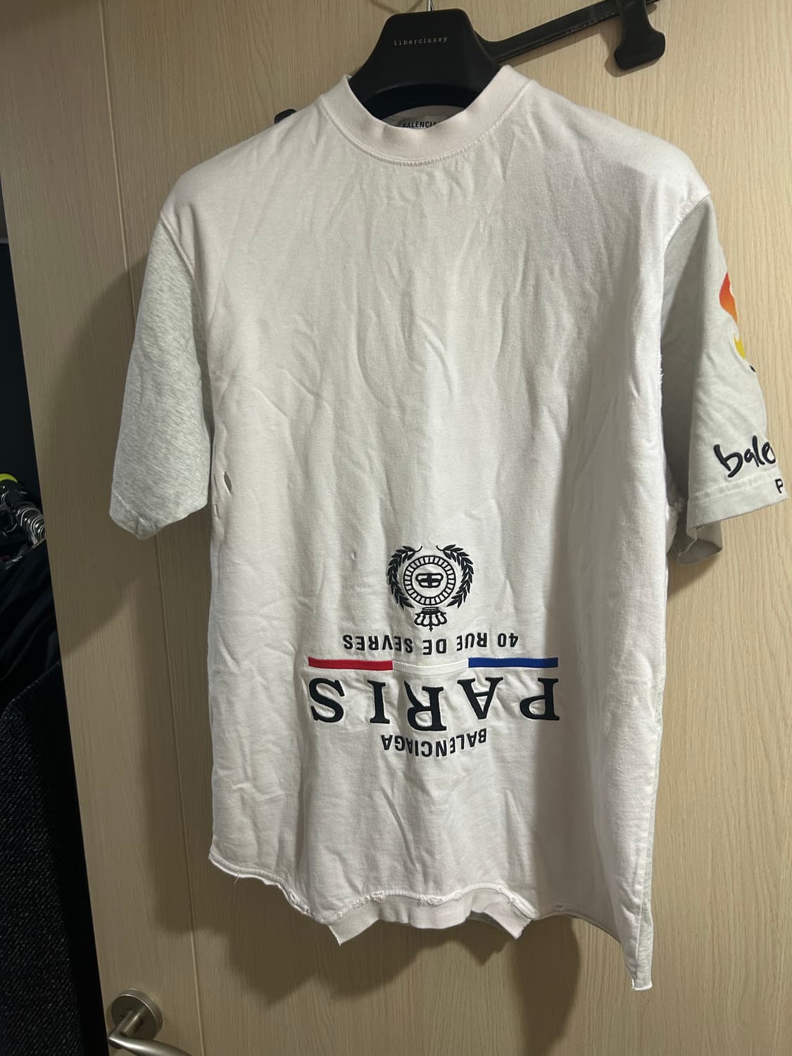 발렌시아가 업사이드다운 반팔 티셔츠 화이트 상품이미지1