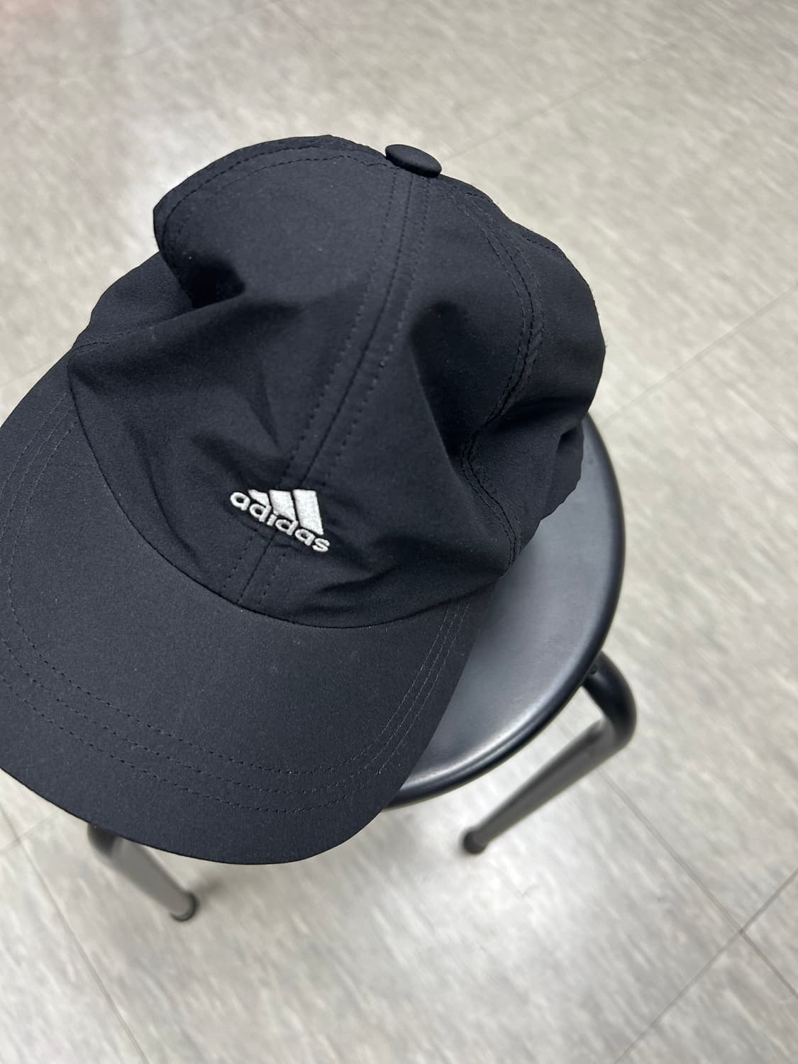 아디다스 블랙 볼캡 OSFM 상품이미지4