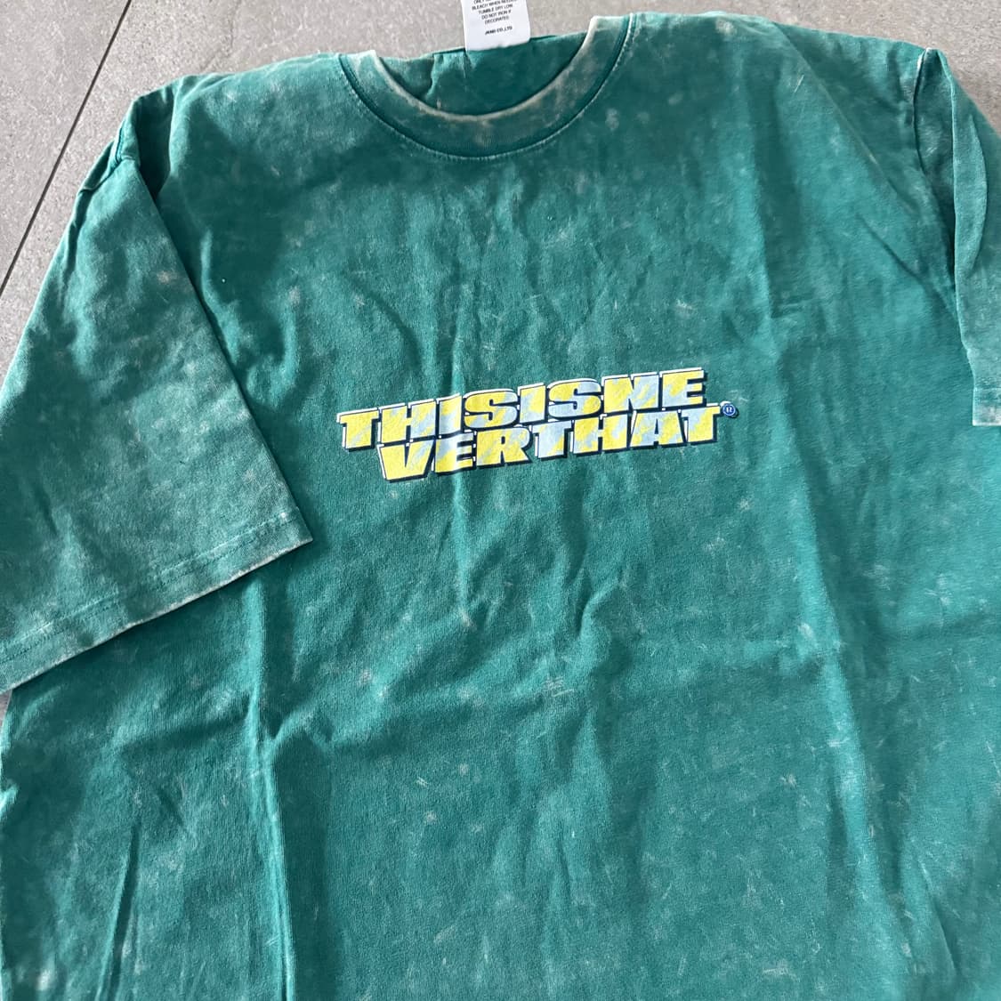 디스이즈네버댓 반팔티 L  상품이미지2