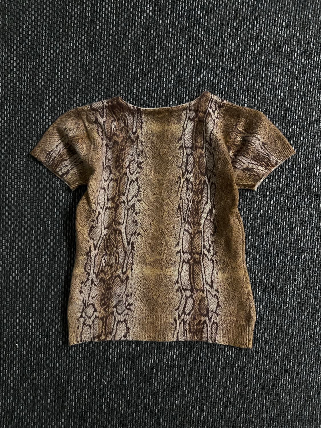 Python Print Slim-Fit Crop Tee 상품이미지4
