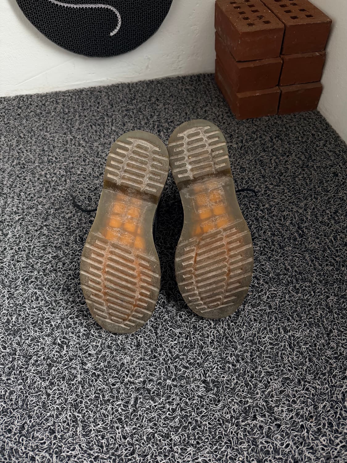 닥터마틴 1460 8홀 스무스 가죽 부츠 상품이미지5