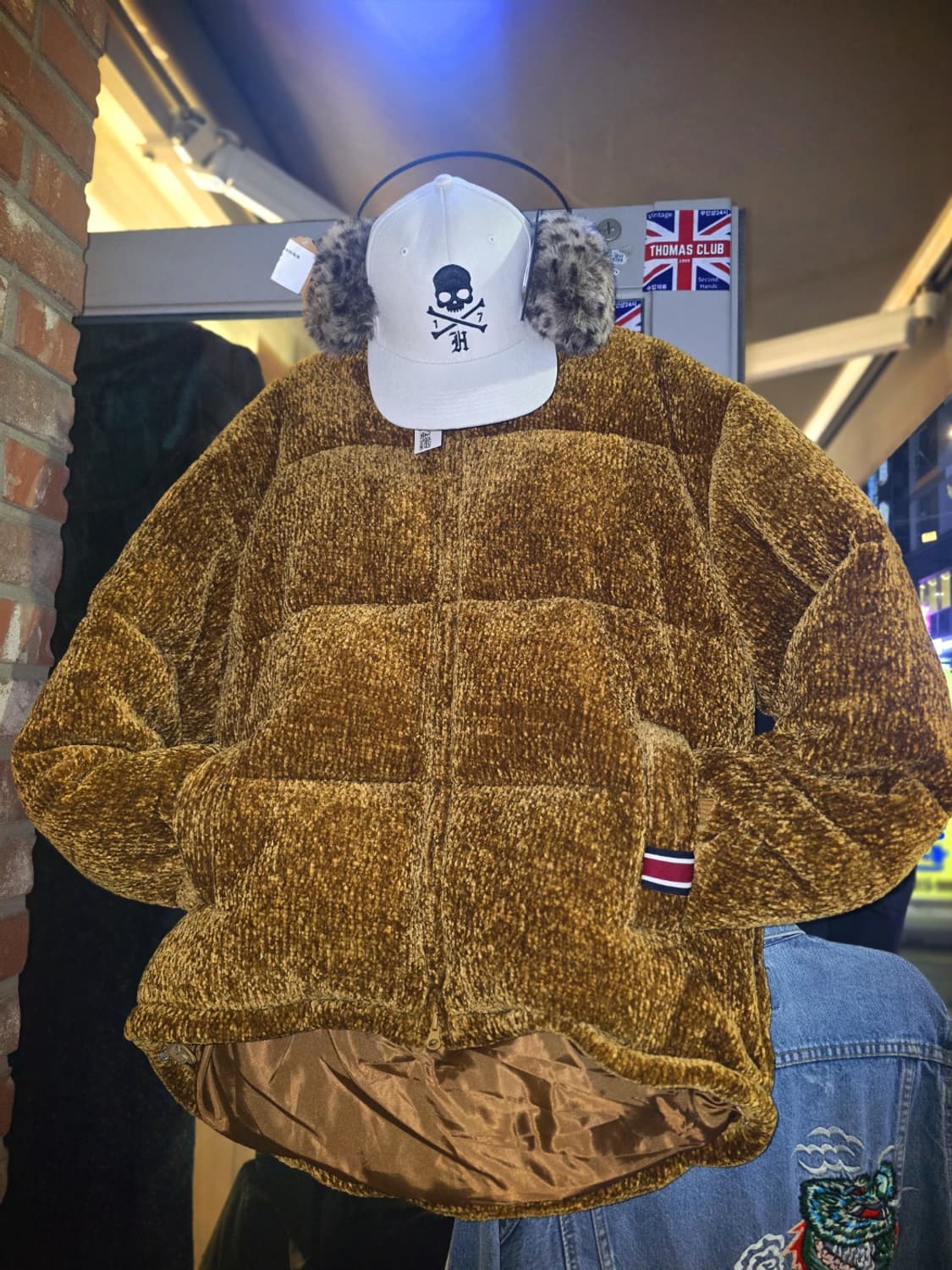 로맨틱크라운(ROMANTIC CROWN) 니트 벨벳 다운 패딩 상품이미지6