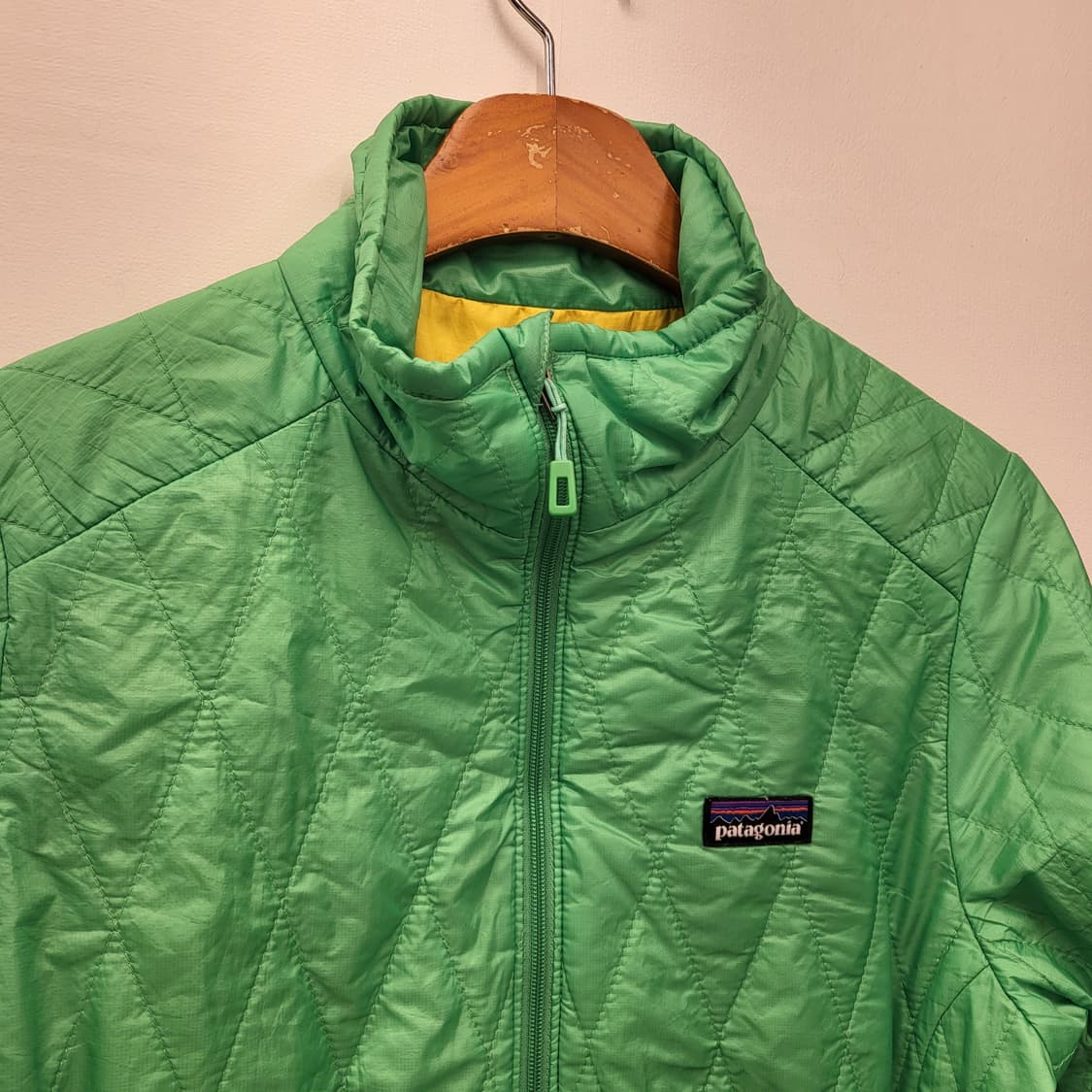 파타고니아 퀼팅 자켓 그린 여성 상품이미지3