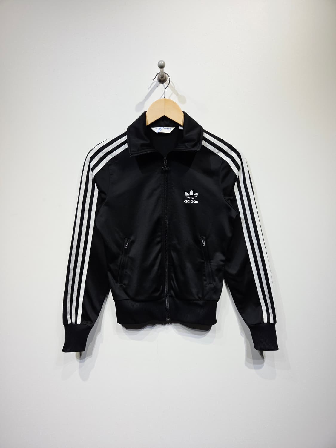 아디다스 오리지널 파이어버드 트랙탑 자켓 블랙 상품이미지2