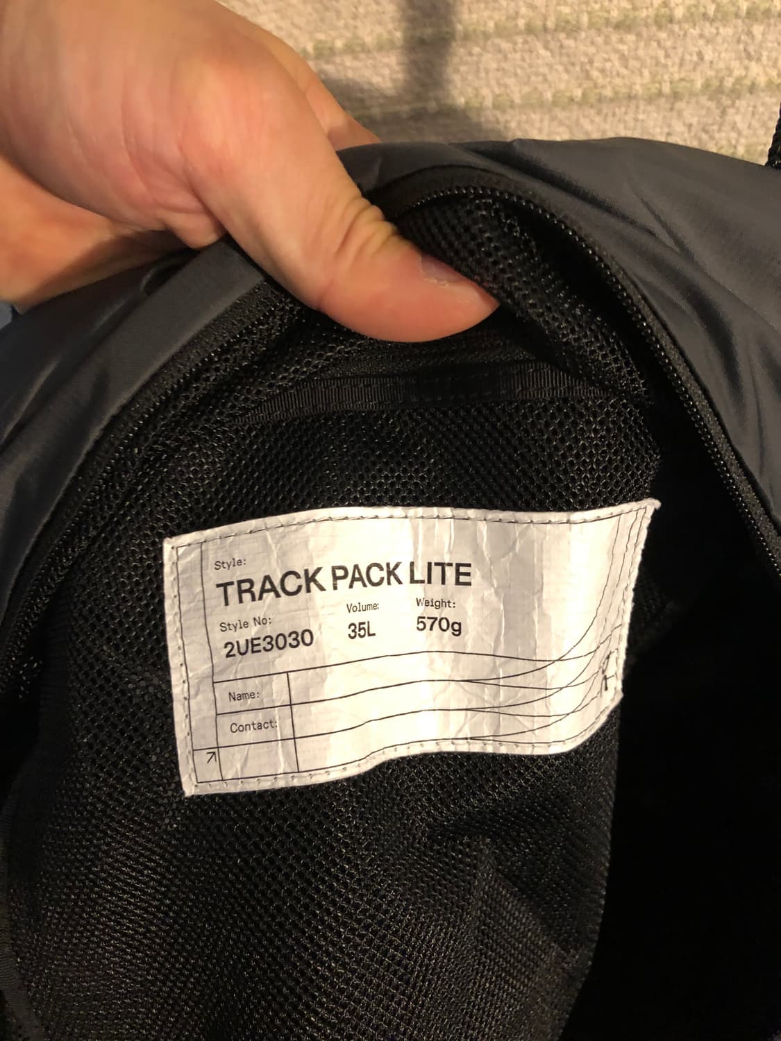 온러닝 트랙팩 35L 라이트 블랙 상품이미지3