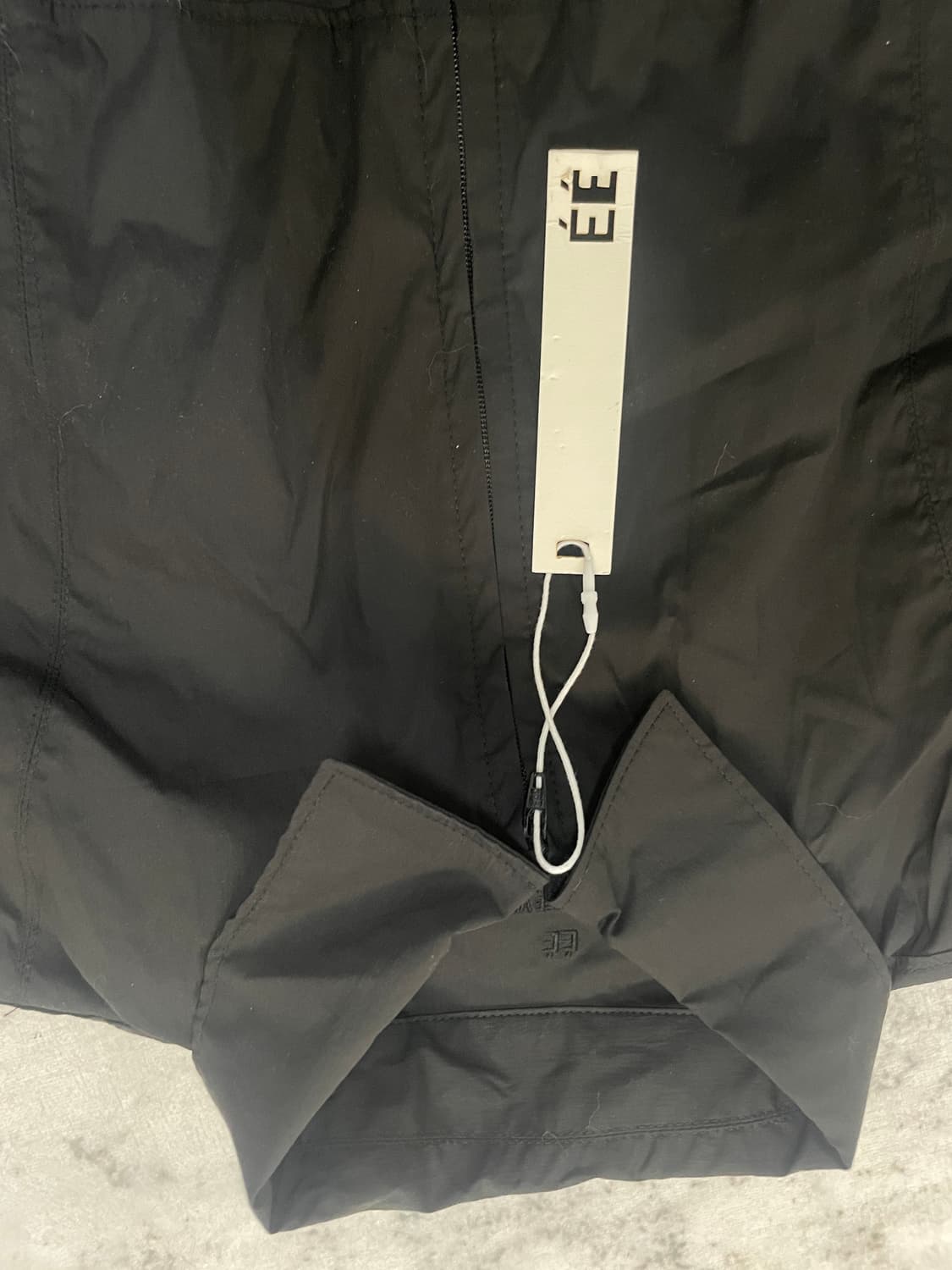 EE 지퍼셔츠 블랙 스몰 상품이미지4