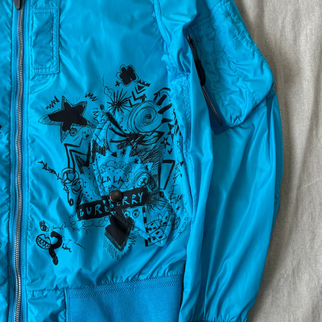 버버리 홀겹 그래피티 낙서 블루종 54 상품이미지3