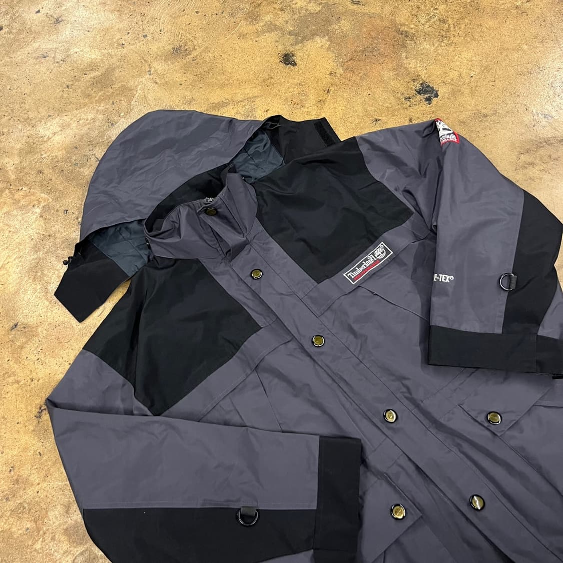 [정품/M] 팀버랜드 고어텍스 바람막이 자켓 그레이 블랙 b19 상품이미지1