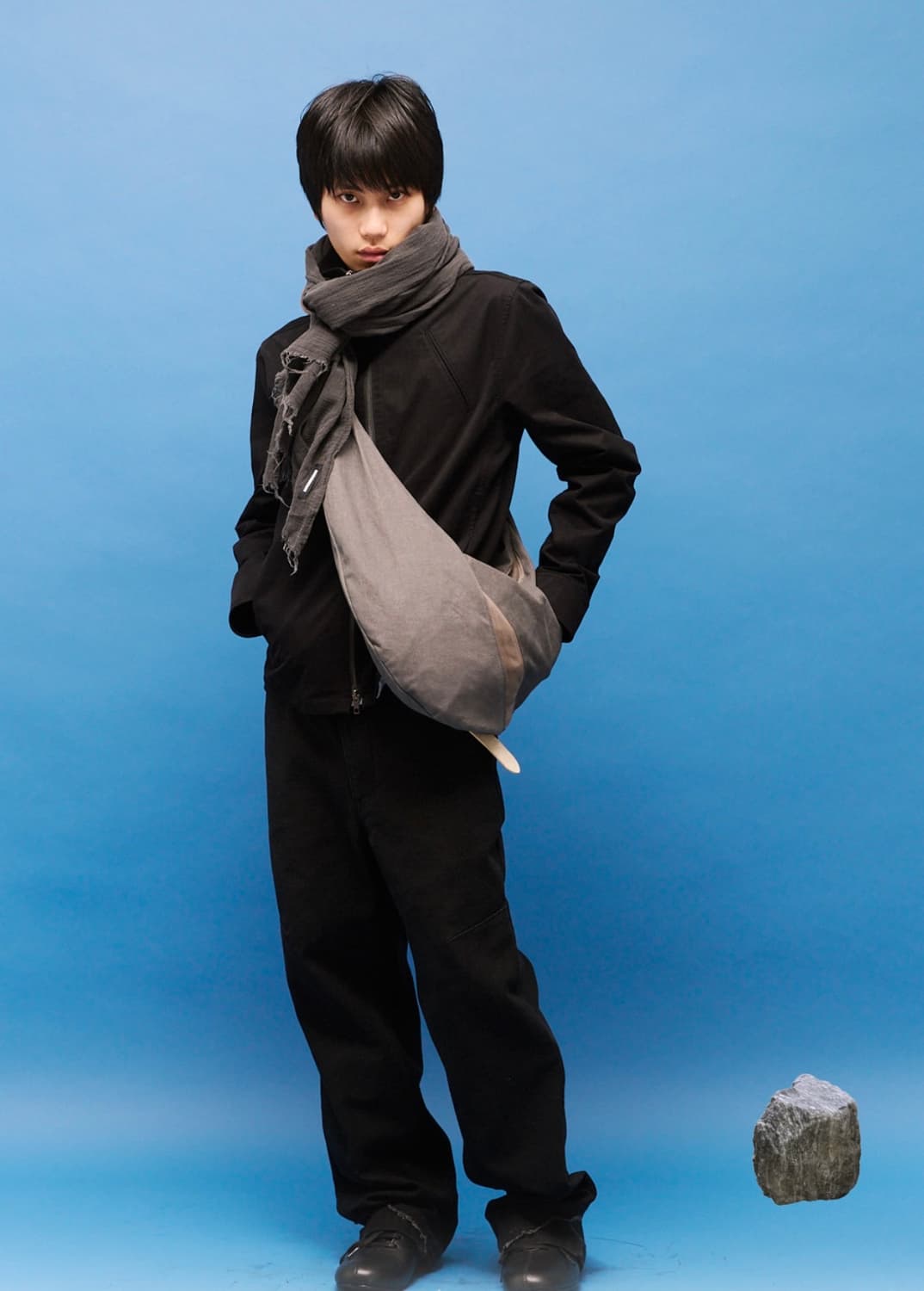해칭룸  Curved Bag Grey 상품이미지5