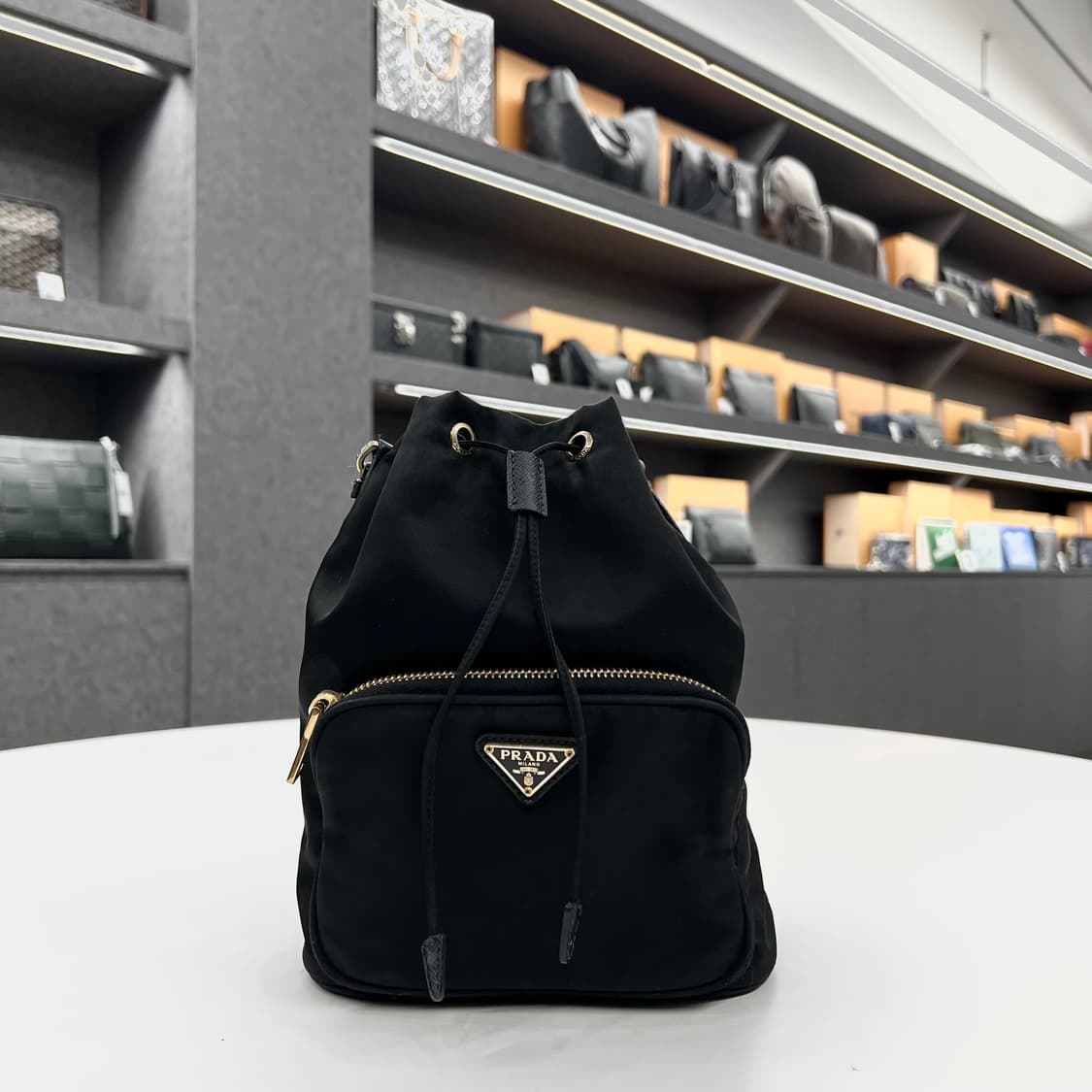프라다 삼각로고 리나일론 듀엣 버킷백 상품이미지2