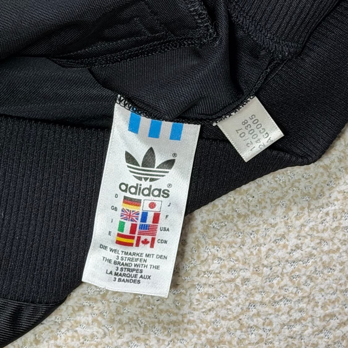 아디다스 L 1968 올림픽 트랙탑 져지 블랙 골드 유광 상품이미지6