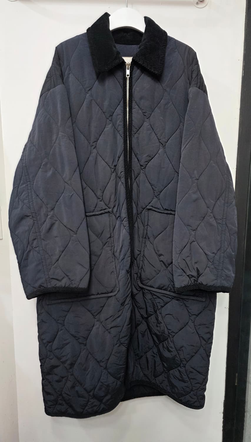 스튜디오 톰보이 여성 롱 퀼팅 패딩 상품이미지1